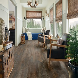 Barnwood Living by Mark Bowe